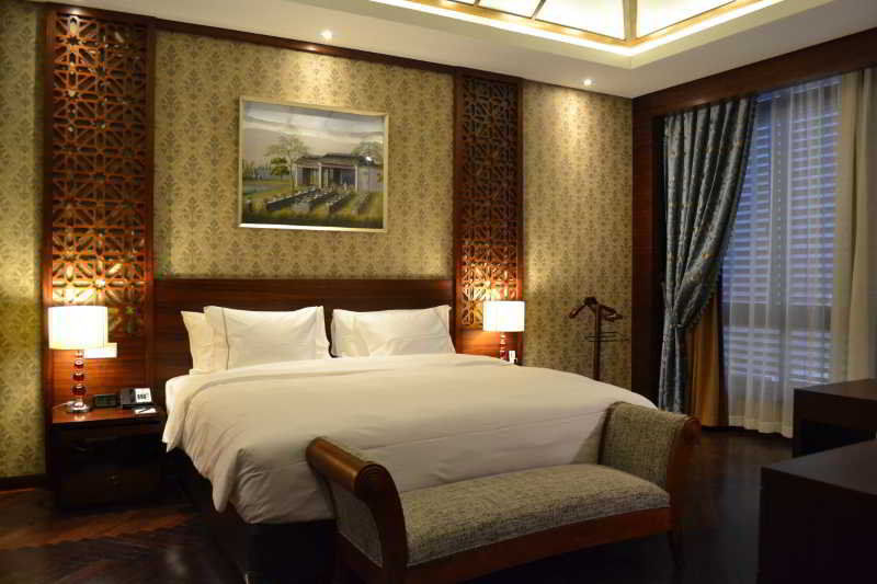 Fondney Hotel Shanghai Necc Hongqiao Airport T2 Exterior photo